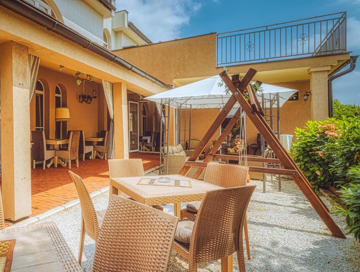 Vila Rococo Beograd Eksteriør bilde