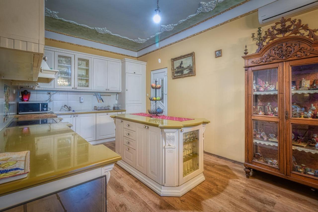 Vila Rococo Beograd Eksteriør bilde
